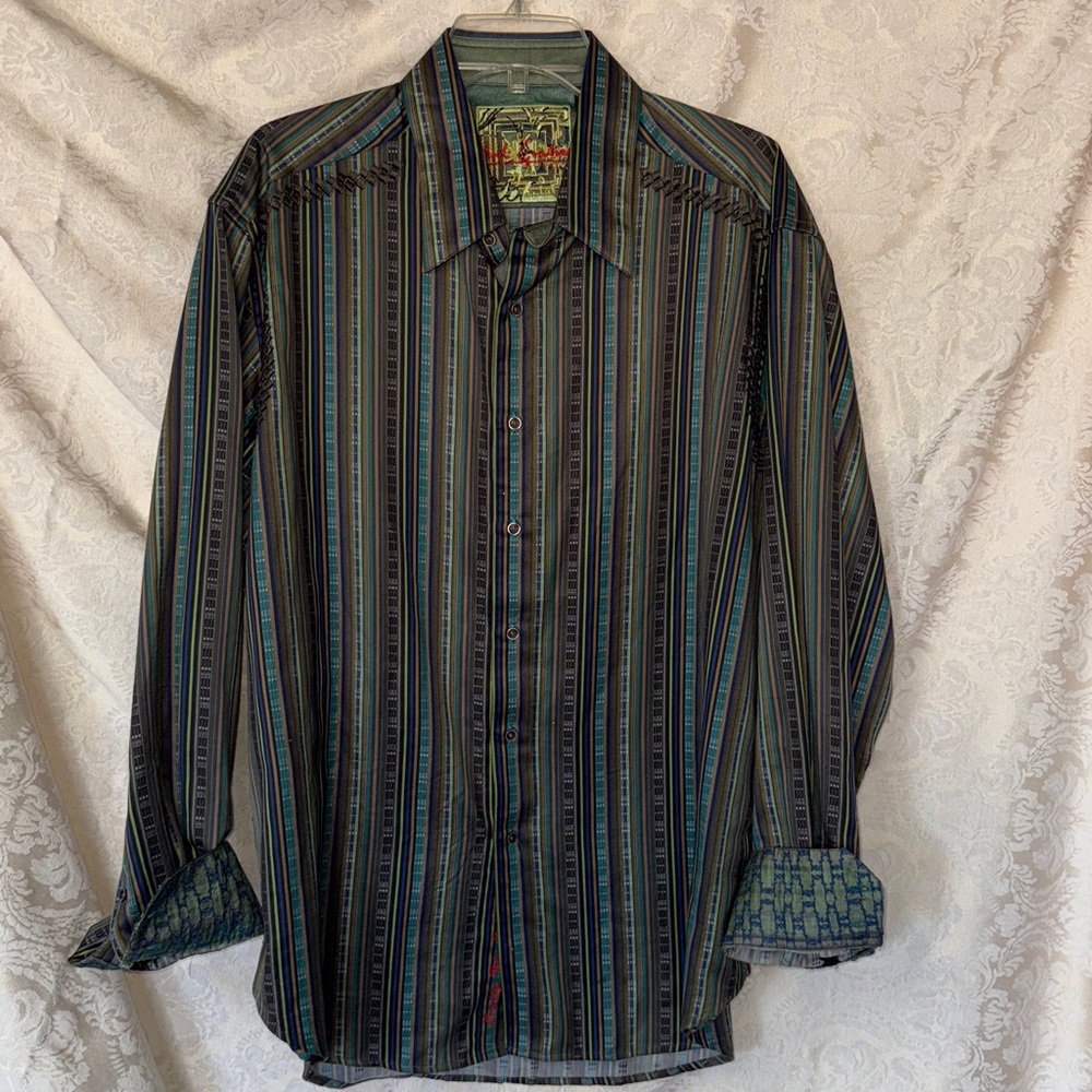 Robert Graham Shirt, beautiful colors of greens, blues, tans. Worn once.